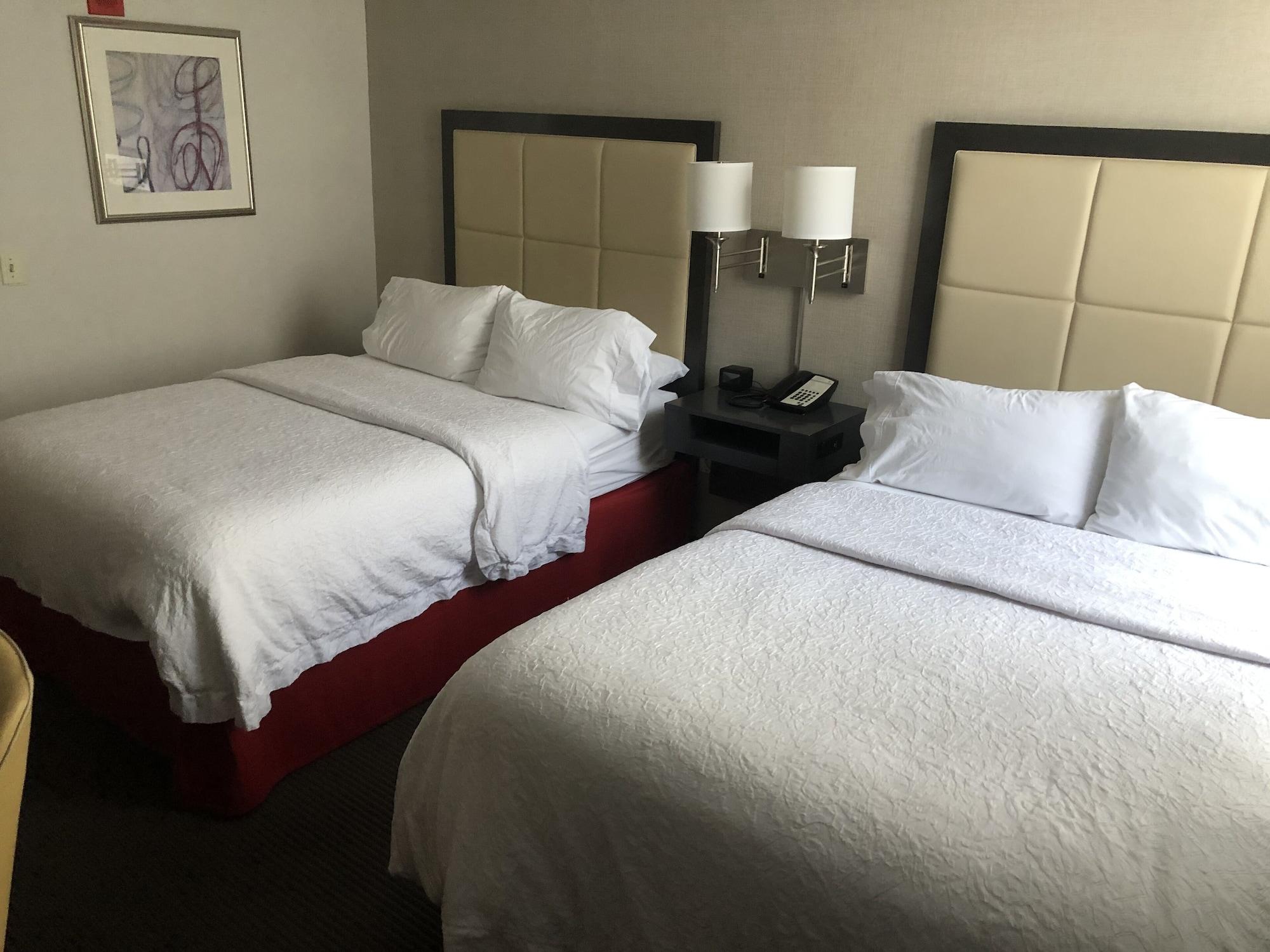 Hampton Inn & Suites Milwaukee Downtown Bagian luar foto