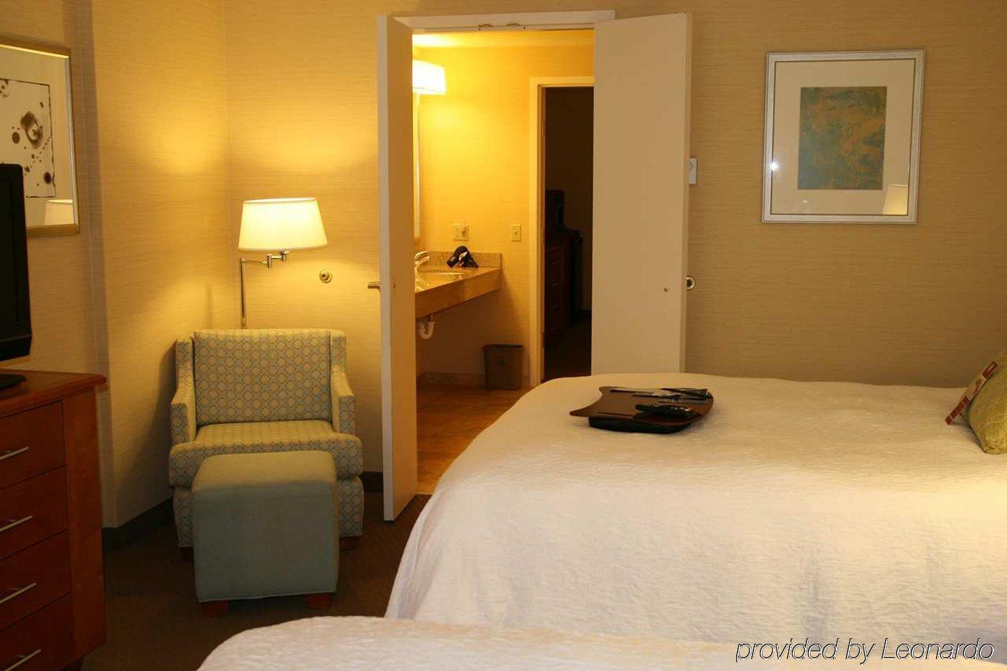 Hampton Inn & Suites Milwaukee Downtown Ruang foto